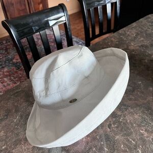 Scala Women's Cream Sun Large Brim Bucket Hat